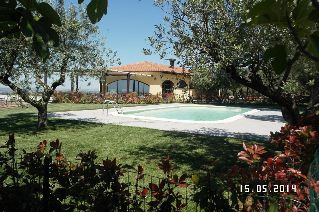 فيلا أريكتشيافي Agriturismo La Vite E Gli Ulivi المظهر الخارجي الصورة